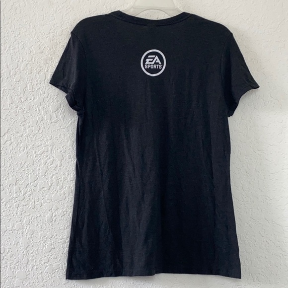 ✅Women NBA LIVE EA SPORTS Top Size M - Picture 3 of 4